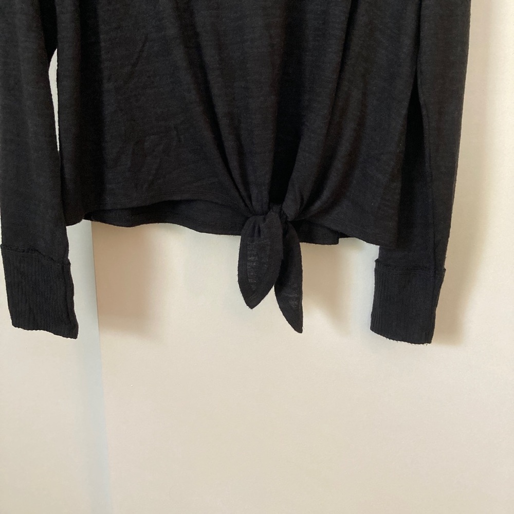 A&F black and blue sweater w tie knot in the front. Soft AF Cozy - Picture 6 of 7